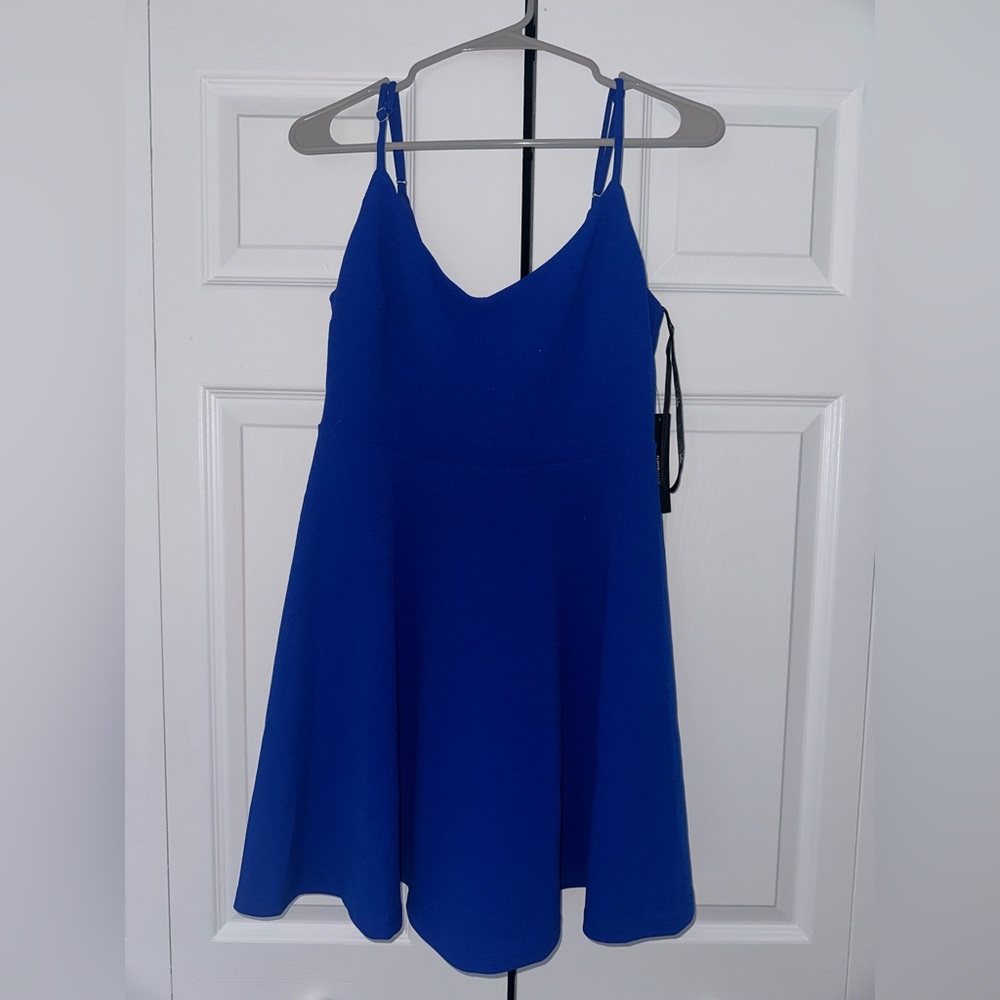 Lulus Formal Dress Size Medium New With Tags